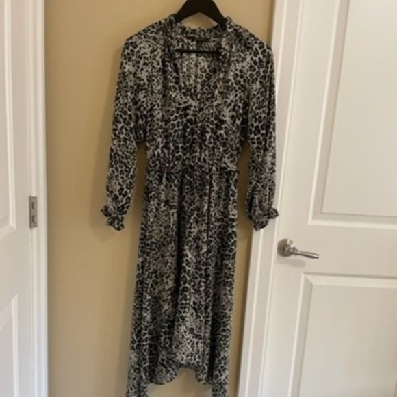 Banana Republic Leopard print dress /midi /size 4 - Picture 3 of 3